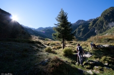 On sort de l'ombre sous le refuge de l'Oule