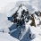 Skieur/alpiniste sur l'arête versant nord